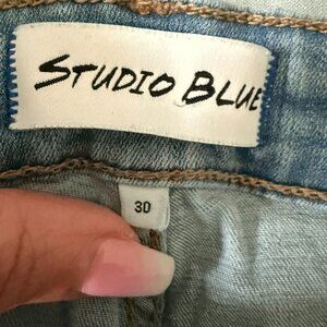 Studio Blue straight cut distressed jeans Size 30